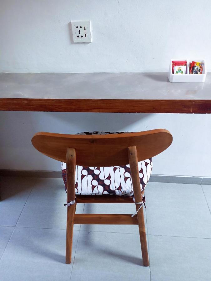 Zen Moon Hostel ジョグジャカルタ エクステリア 写真
