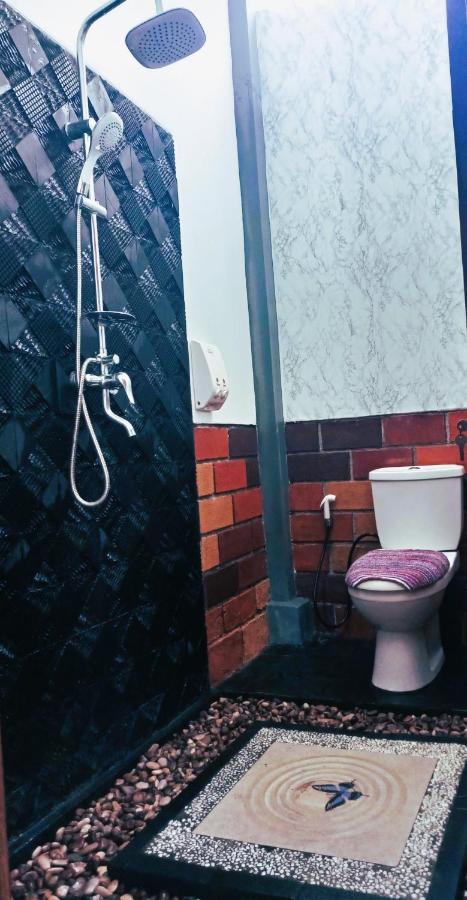 Zen Moon Hostel ジョグジャカルタ エクステリア 写真