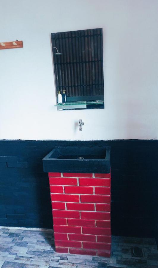 Zen Moon Hostel ジョグジャカルタ エクステリア 写真